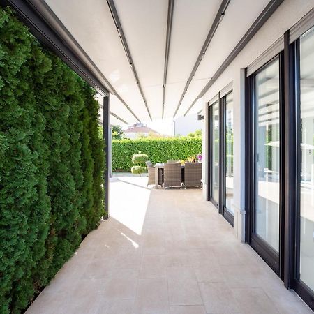 Luxury City Villa تروغير المظهر الخارجي الصورة