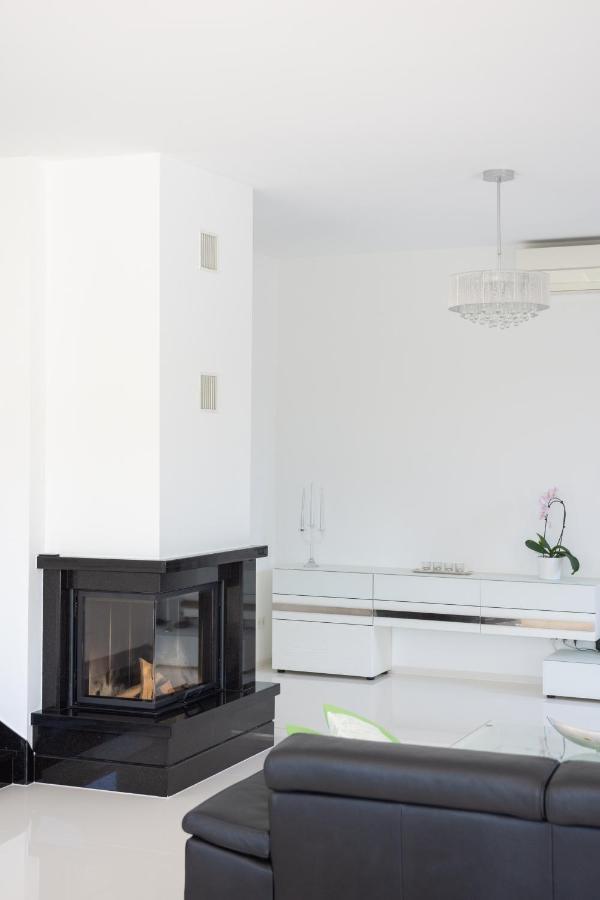 Luxury City Villa تروغير المظهر الخارجي الصورة