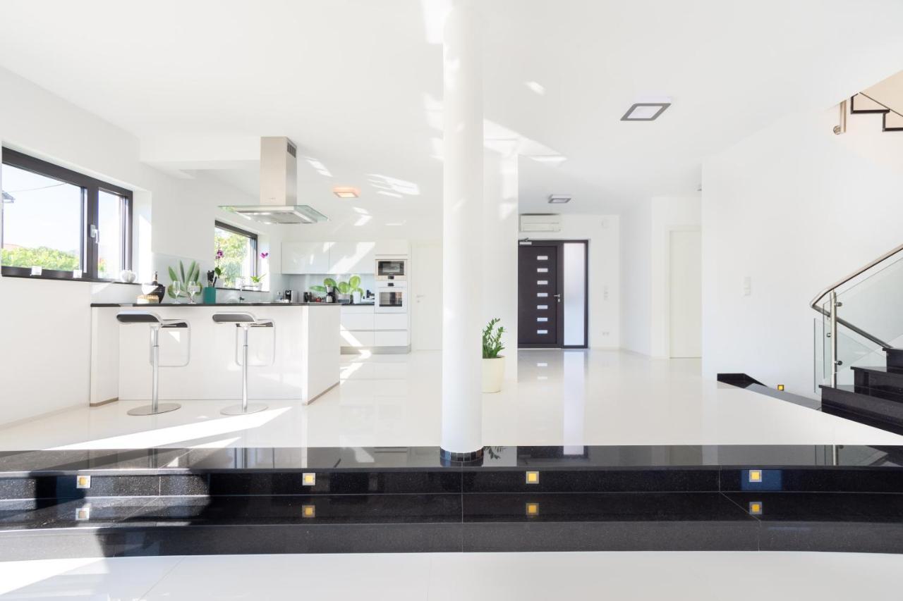 Luxury City Villa تروغير المظهر الخارجي الصورة