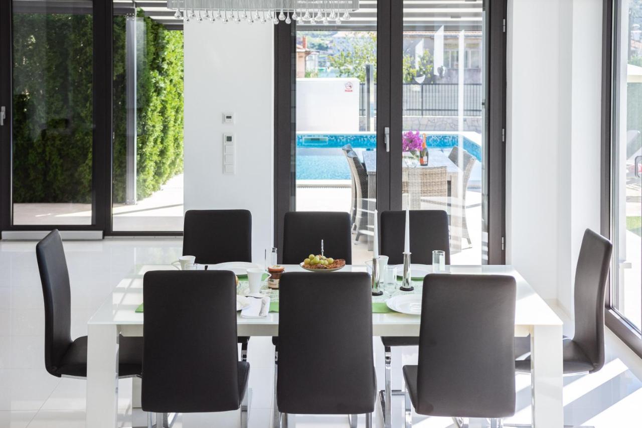 Luxury City Villa تروغير المظهر الخارجي الصورة