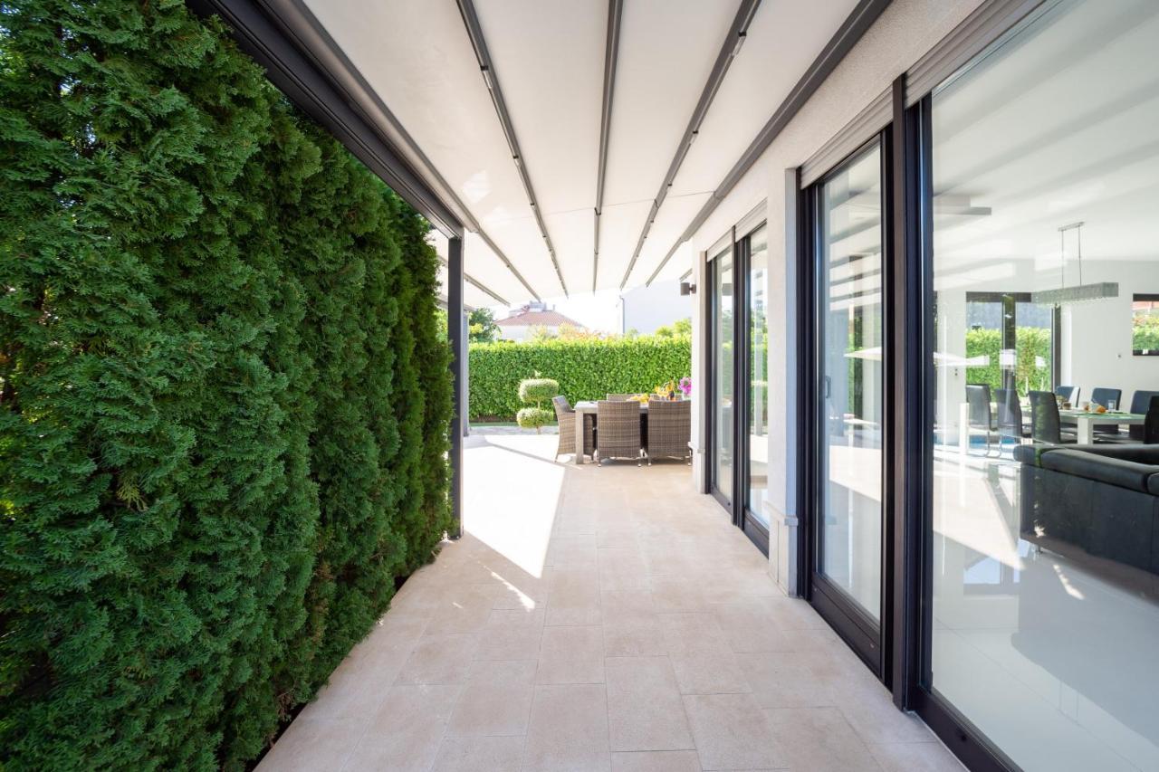Luxury City Villa تروغير المظهر الخارجي الصورة