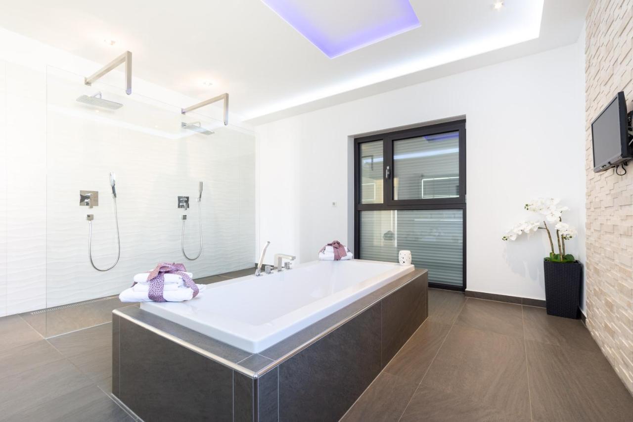 Luxury City Villa تروغير المظهر الخارجي الصورة